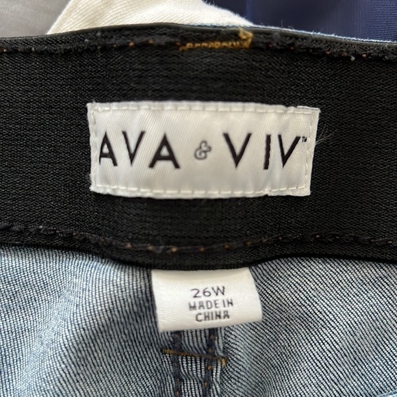 NWT AVA & VIV Mid Rise Skinny Jean Size 26W - Picture 6 of 6